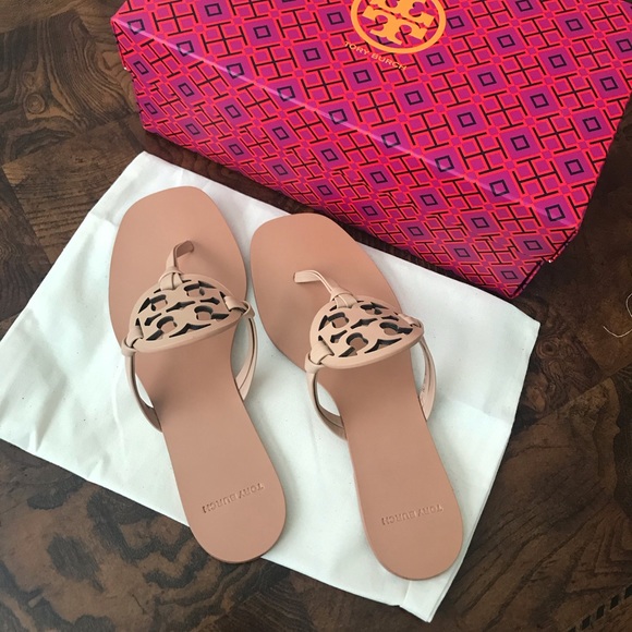 Tory Burch Sandals⭕️SOLD⭕️ - Picture 4 of 4